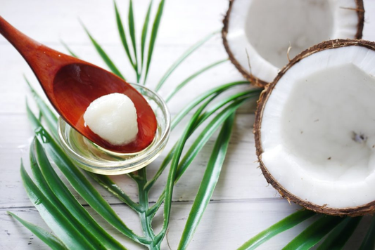 LÀM THẾ NÀO ĐỂ PHÁT HUY TÁC DỤNG LÀM ĐẸP TỐI ĐA CỦA DẦU DỪA?